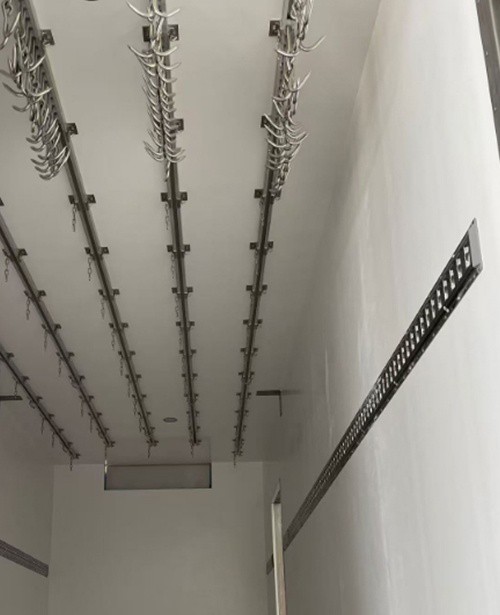 Meat rails Meat rails